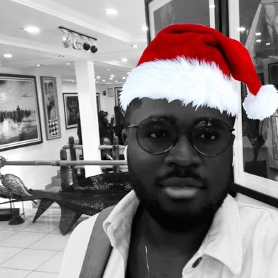 7mixhael's profile picture. graphic designer || medical doctor || writer || chess & french enthusiast || addict(no, not that kind)