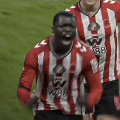 bluuuuueu's profile picture. 