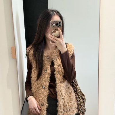 9449033032spra1's profile picture. Just a girl who loves books, sunsets & good company. 📚