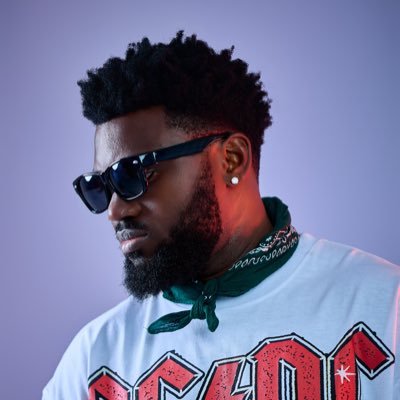 Donzy_Chaka's profile picture. 🇬🇭 Ghanaian Hip-LIFE Artiste || DcMusic #DcEmpire || IG: @Donzychaka ..Bookings: 0205037283/+233543870752 ,