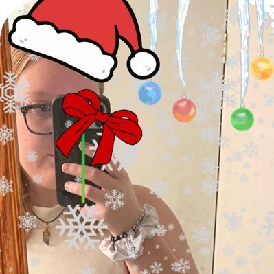 elisemscott1122's profile picture. 🪐💫Star Wars is my entire life, and my entire life is Star Wars 💫🪐 Current Read: The High Republic: The Edge of Balance: Precedent 📘 Merry Christmas!! 🎁🎄