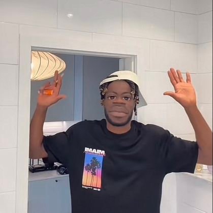 joker_xspace's profile picture. explore