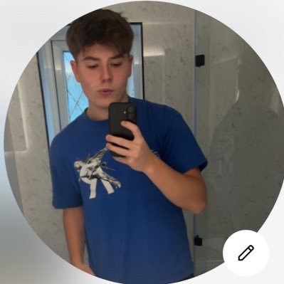 HazzaRollo's profile picture. 