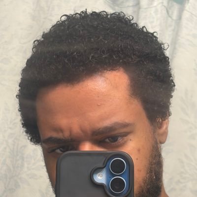 SplitTheGod's profile picture. 