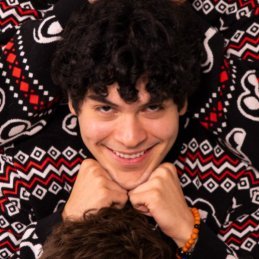 lovethechain's profile picture. keep dreaming, pretty boy. @clooful　-　posting solely for the bit