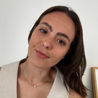 brendamolinari_'s profile picture. Strategic Advisor in Communication & Public Narrative | Founder & Creative Director @ BIOVO Studio |