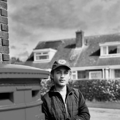 espresso003x's profile picture. 🦩 previously @espressobait