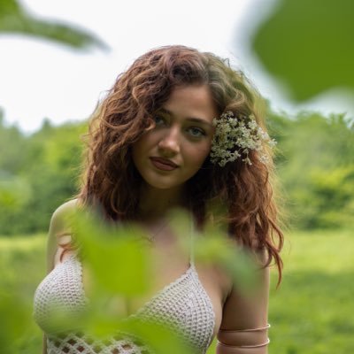 ccapriice's profile picture. 📻: @bbc 💽: @hmvliverpool Vote for me - Top 40 Charts👇🏼 ccapricemanagement@outlook.co