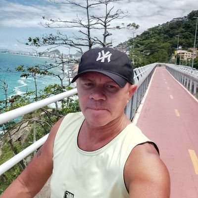 celsofren's profile picture. Deus em primeiro lugar.