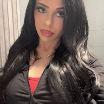 Jayfindom66's profile picture. petite greedy uk brat 👸🏻| wallet drainer ౨ৎ