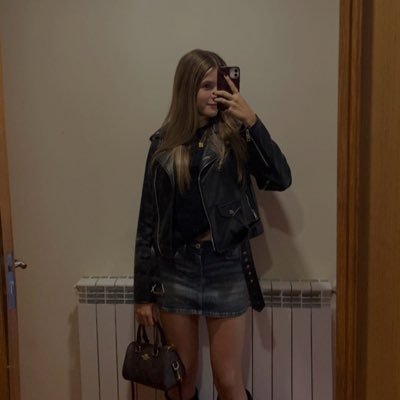 leonorfcatalao's profile picture. 1904🔴 ig:leonorfcarvalho