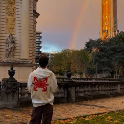 AllounTV's profile picture. Aparté