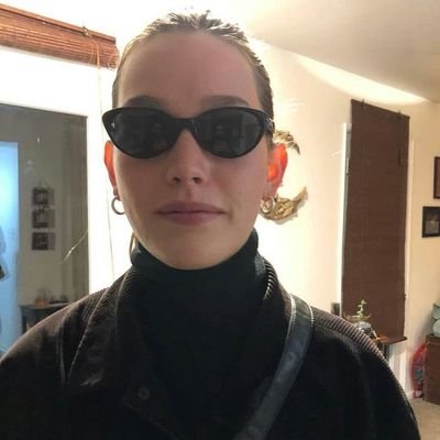 livethrougthiss's profile picture. 