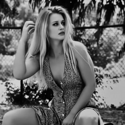 tara_266273's profile picture. No DMs https://t.co/E6ECBo4LZZ