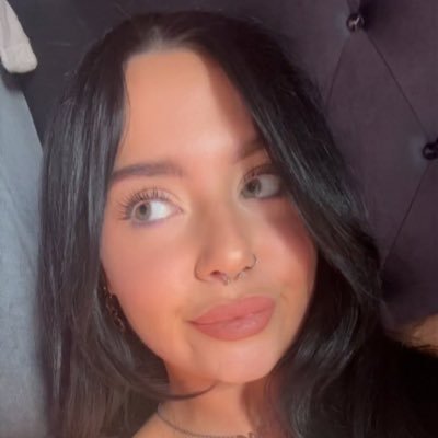 youngandamused's profile picture. thats rock and roll baby