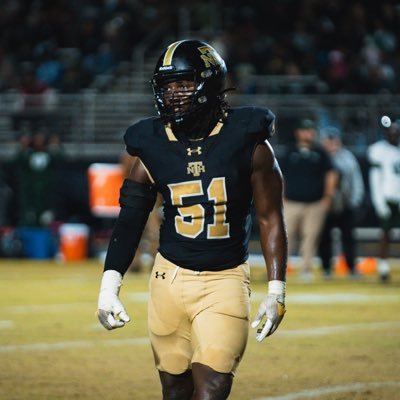 M1cahButler's profile picture. co:2026|6’3 240lbs|OT/DL Athlete|MHSAA STATE POWERLIFTING PLACER🏋🏾‍♂️|4.0gpa| New Hope High| Email: micah4998@gmail.com| Bench: 355 Squat: 600 Deadlift:550