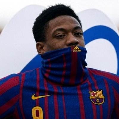 football_spaceX's profile picture. Football updates⚽️.

I follow back instantly 💯.

@Barcelona // @messi // @Mancity .

I love everyone tho.