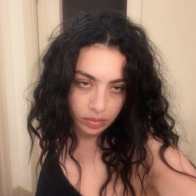 hrtfuvl's profile picture. i do what i want i’m punk rock