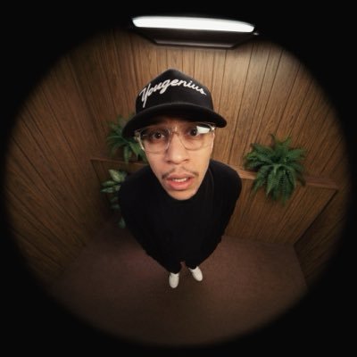 darinyougenius's profile picture. cofounder and creative director producing ai ads {cluely, liquid death, puma, umg, sony & more} 225m+ views