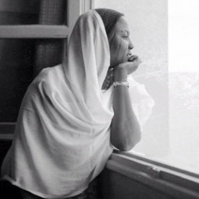 IamTheDoubleU's profile picture. أهكذا يُغيِّرُنا الأسى؟ | ⚛️