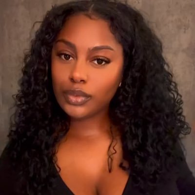 sadeXgoddess's profile picture. SadeXGoddess on all social media platforms🌹