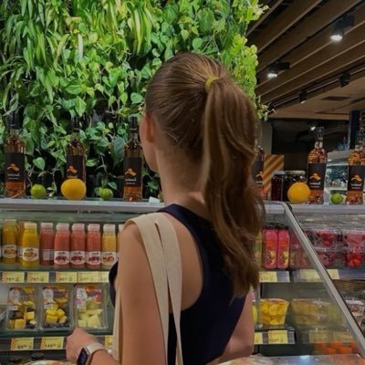 olivebegay's profile picture. she/her 🏳️‍🌈