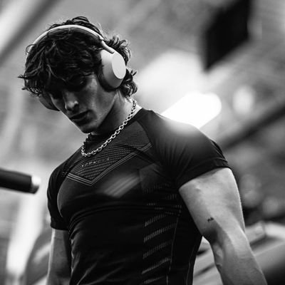 mrjxkll's profile picture. ㅤ

                     𝐲𝐨𝐮𝐫 𝐟𝐚𝐯𝐨𝐫𝐢𝐭𝐞 𝐛𝐚𝐬𝐞𝐛𝐚𝐥𝐥 𝐩𝐥𝐚𝐲𝐞𝐫. 𝖝𝖝𝖛.