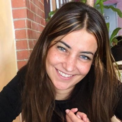 rosi_uff's profile picture. Los Estados bien gobernados y los príncipes inteligentes han tenido cuidado de no reducir la nobleza a la desesperación, ni el pueblo al descontento.