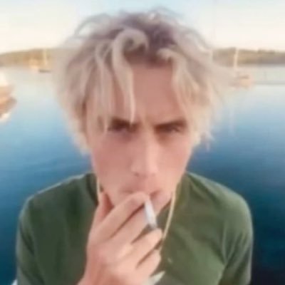 kenjiymmt's profile picture. 𝑖𝑛 ℎ𝑒𝑟𝑒 𝑙𝑖𝑒𝑠 𝑡ℎ𝑒 𝑔𝑟𝑒𝑎𝑡 𝑖𝑚𝑝𝑒𝑟𝑠𝑜𝑛𝑎𝑡𝑜𝑟