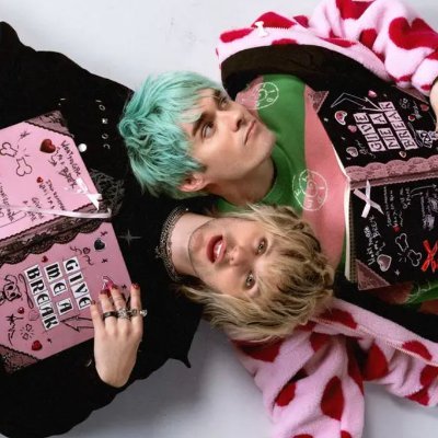 PARXPASTCURFEW's profile picture. sorry, TELEPHONES BUSY. leave a message. or dont, i wont answer anyway. lol (PRIV: @PARXAFTERHRS )
#1 GMAB! lover 
just 0 followers and a dream