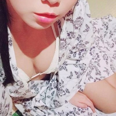 WBd1833425's profile picture. みゆ｜学生｜🚺｜絡みしてほしい❤ お手伝いもできるー！