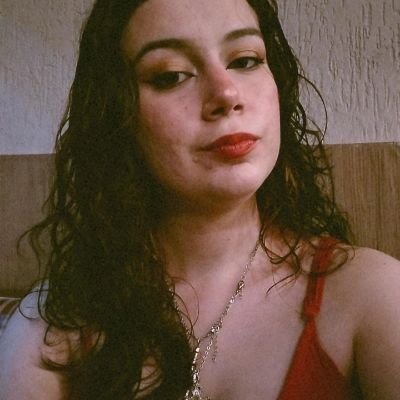 crystallices_'s profile picture. Bruxinha, cartomante e vestibulanda!! || 21yo || 🇧🇷 || Agende sua consulta no link abaixo