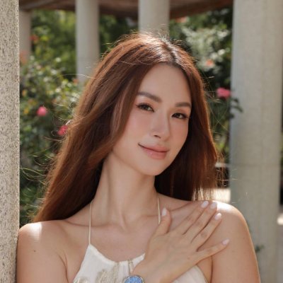 Laura_Lopez39's profile picture. Partner of Alice + Olivia  Clothing Company https://t.co/RKqiUAw70W  Entrepreneur on the grind  | Charity advocate | Motivational quotes | Single mom