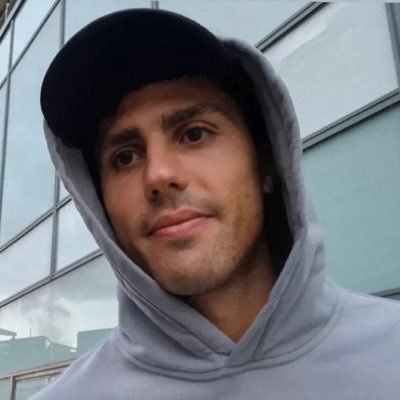 rodriiola's profile picture. 