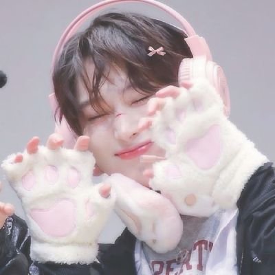 sunwoopn's profile picture. ᜊ  ˒ㅤソヌ

 !⠀— . ᨳㅤ:ㅤ🐾 𓏭  I will take you to meet the stars and scream sweetly there ★ 🍑  Enhypen's chubby cheeks is innocent as a 𝗽𝗲𝗮𝗰𝗵 !