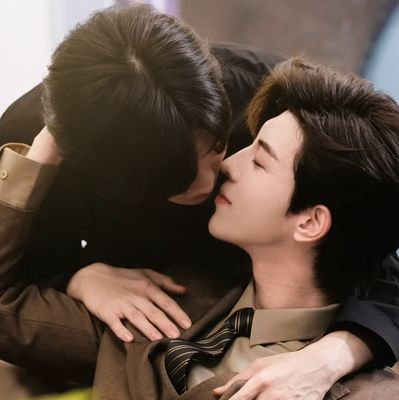 Supone394203's profile picture. 