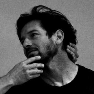 vvronskyy's profile picture. studying for my future career in the brazzers writers room