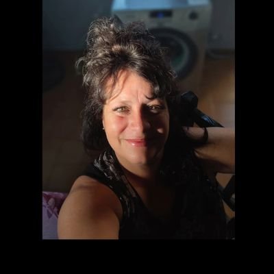 LorenaMB1974's profile picture. Amate lo suficiente para que no te queden dudas de que mereces lo mejor