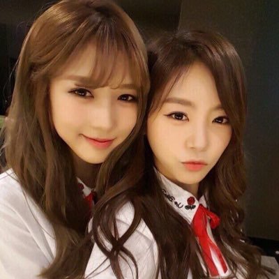 exoxotinhos's profile picture. diga joshua três vezes e eu aparecerei em sua porta com uma faca e abrirei sua garganta⠀⠀