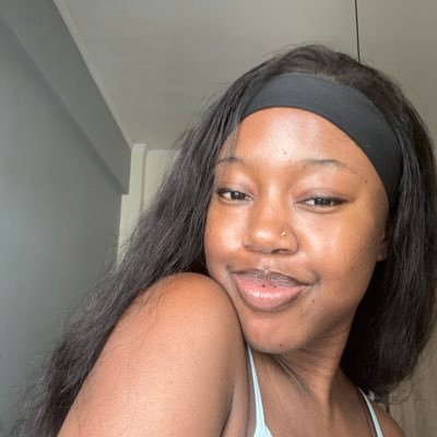 Theolaa24's profile picture. ABSTRACT.
STRONG.
STEADFAST. 

aronitheola@gmail.com