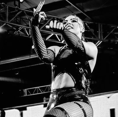 ShesHipnotic's profile picture. She's out the mud, but Ms. Parker ain't afraid to get dirty. @UceHasJuice 💙