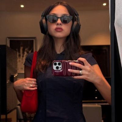 yasminswiift's profile picture. you are what u love 🤍