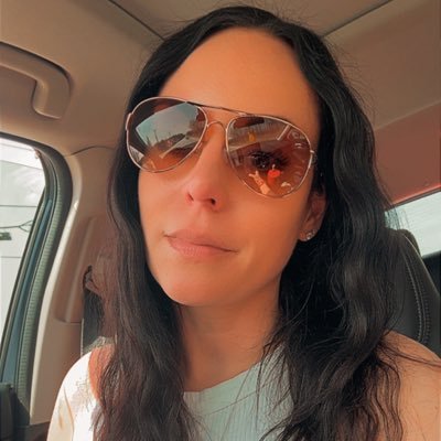 MurphyShan52376's profile picture. 6th-8th Grade Special Education Teacher👩🏻‍🏫, Pole Vault Coach