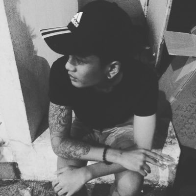 muhdxamin's profile picture. Safe in Allah’s hand.