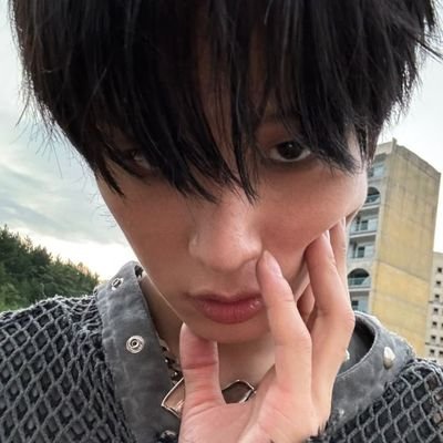 hwiyoungb0t's profile picture. chococat + pochacco + keroppi = 🏠💗