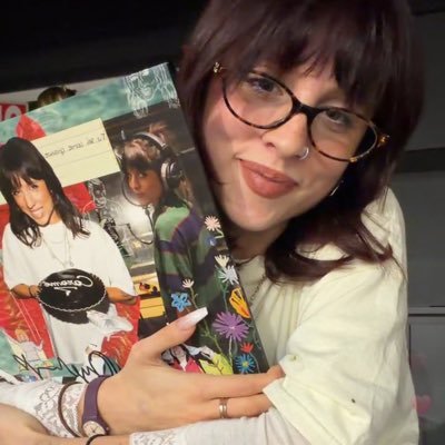 quellicomenoi1's profile picture. she/her ||♡|| stan account || seguo troppa gente :) || solo tanto tanto amore per le mie persone preferite