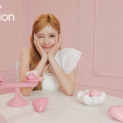 atsuko_WithU's profile picture. 都内在住40代母さんです。16歳で GLAYに目覚め、虹プロでNiziU推しになりました。箱推しだけど💚TAKUROと💚MAYUKAが大好きです。レス遅めですが気軽に声をかけてください✨✨