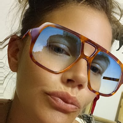 KimberlyMa10401's profile picture. 