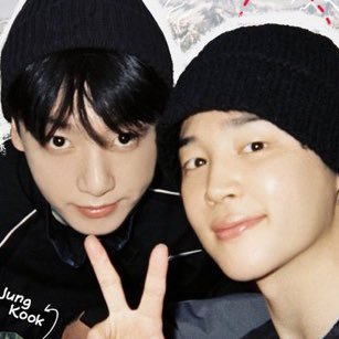 ruinmyvibr's profile picture. quero me orgulhar de tudo o que eu deixei pro tempo