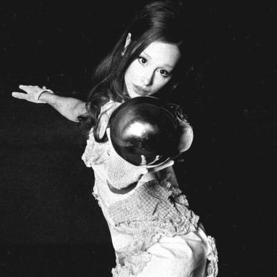 javxwww's profile picture. ariana and cynthia defender 🙊